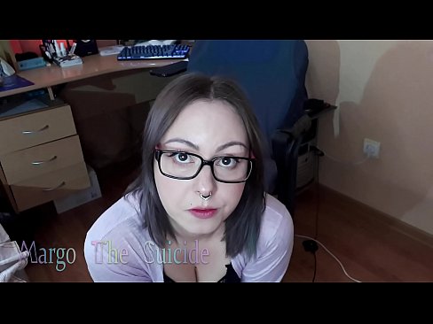 ❤️ Noia sexy amb ulleres xucla un consolador profundament davant la càmera Fota al ca.qizpornolar.ru ☑